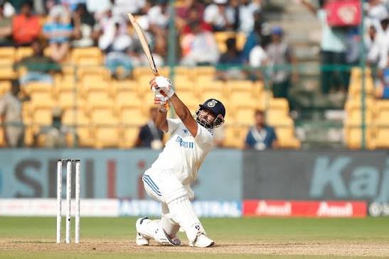 Rishabh pant fastest Asian wicketkeeper batsman score 1500 run in test cricket 