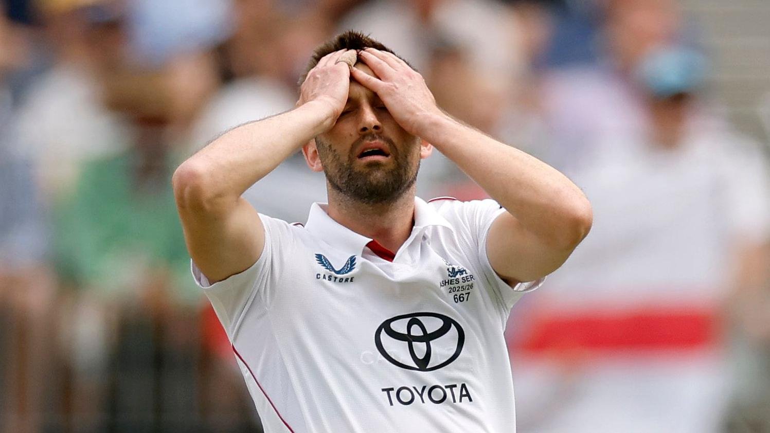 Mark wood retire from international cricket