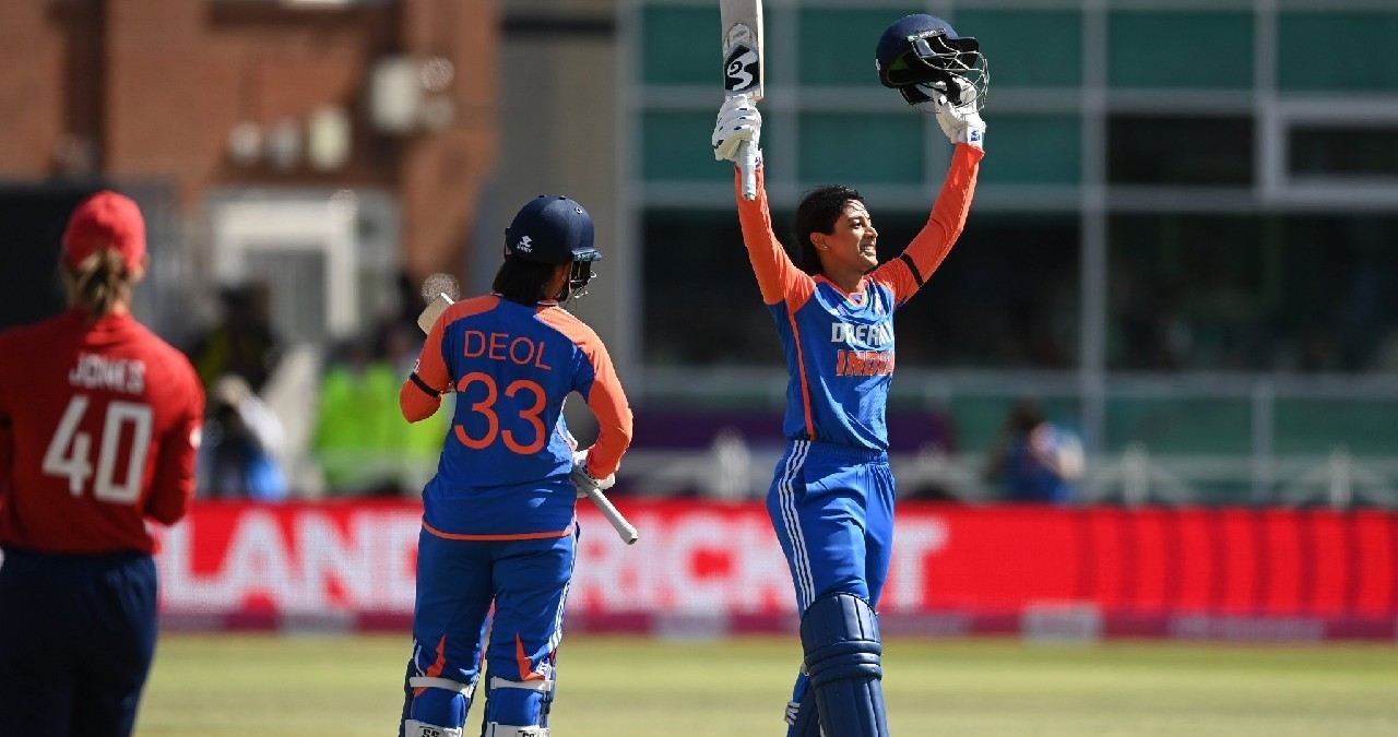 Smriti Mandhana played the biggest innings ever against England, created a new record in T20