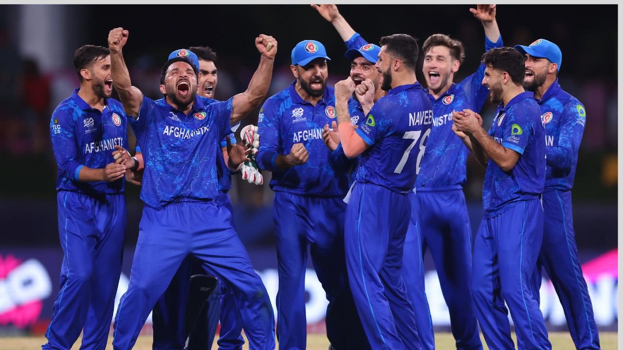 The father-son duo from Afghanistan created a sensation in the Bangladesh League, setting a unique record.